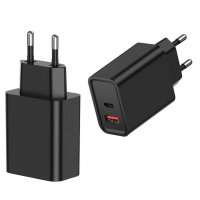 USB ADAPTÉR DO ZÁSUVKY S EURO AC ZÁSTRČKOU A USB-C (TYPE-C) + USB-A VÝSTUPY