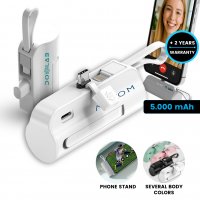 5000 mAh - mini připojiteln&aacute; power banka s konektory USB-C a Lightning a vestavěn&yacute;m kabelem