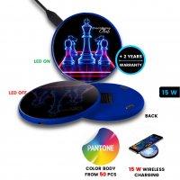 Bezdr&aacute;tov&aacute; rychlonab&iacute;jec&iacute; 15 W podložka s CMYK + LED logem pod tvrzen&yacute;m sklem