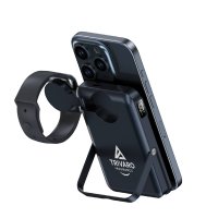 10000 mAh &ndash; magnetick&aacute; power banka s 15W bezdr&aacute;tov&yacute;m nab&iacute;jen&iacute;m a v&yacute;klopnou nab&iacute;ječkou hodinek, rABS