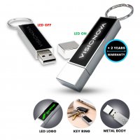 Kovov&yacute; USB flash disk s LED logem