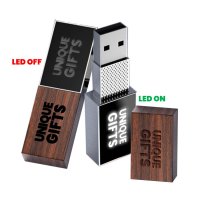 USB 2.0/3.0 flash disk s dřevěnou nebo bambusovou krytkou, s LED logem