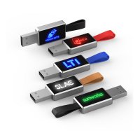 MINI KOVOVÝ USB 2.0 / 3.0 FLASH DISK S LED LOGEM A SILIKONOVÝM POUTKEM