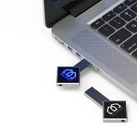 MINI KOVOVÝ USB 2.0 / 3.0 FLASH DISK S LED LOGEM